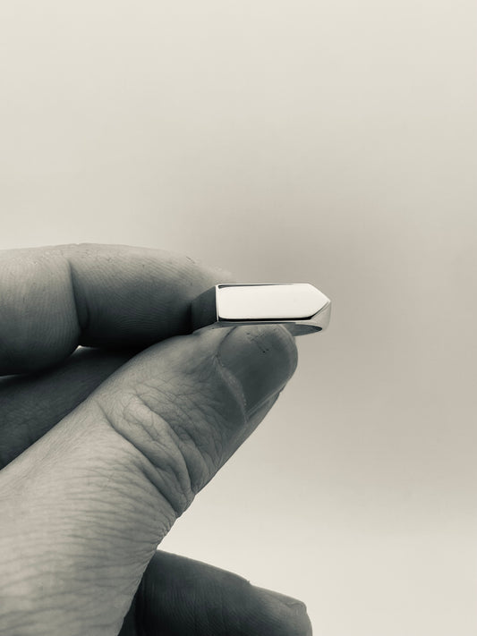 Anillo de sello flecha