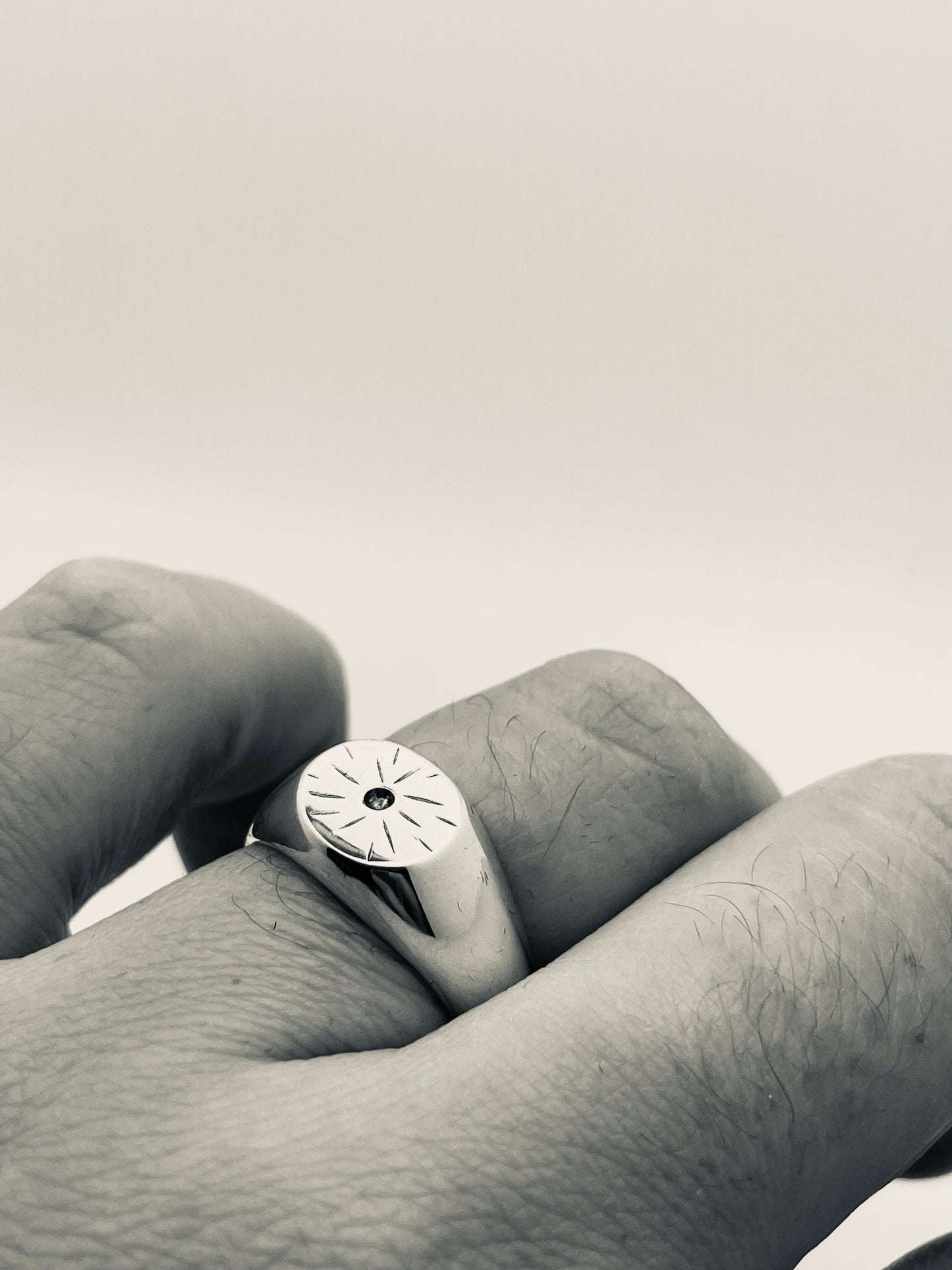 Anillo de sello sol
